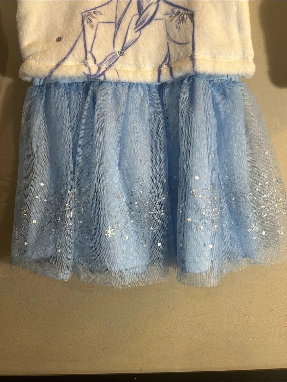 Girls Disney Frozen Two White & Light Blue Elsa Tulle Dress 4T.